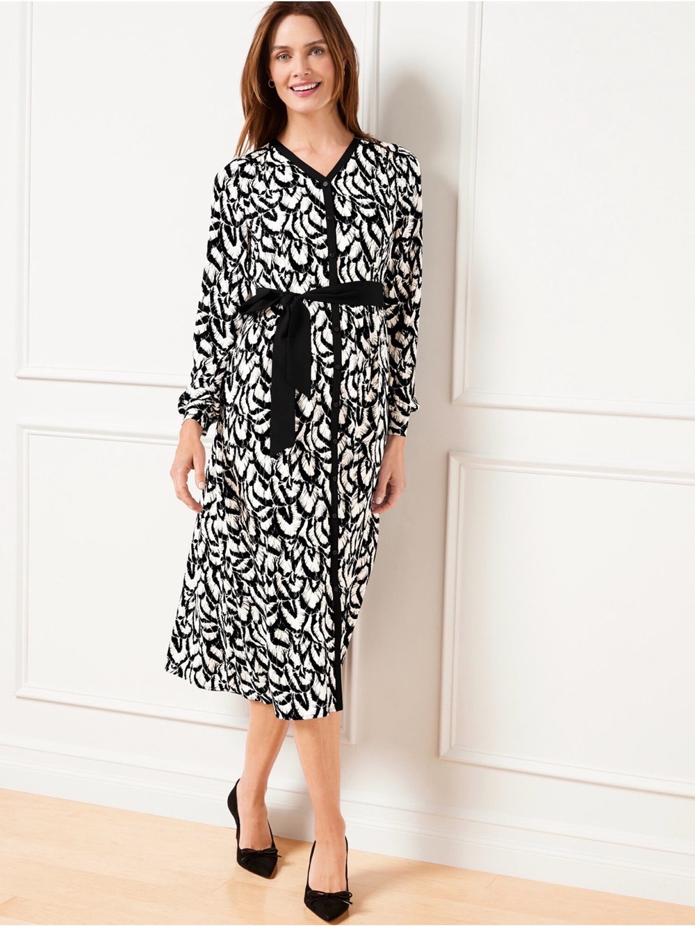 TalbotsBlack & White Feather Print Long Sleeve Tie-Waist Shirt Dress